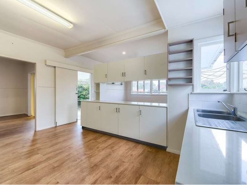 18 Gearside Street, Everton Park QLD 4053