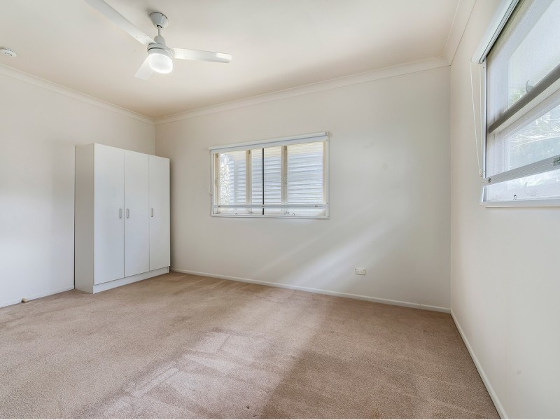 18 Gearside Street, Everton Park QLD 4053