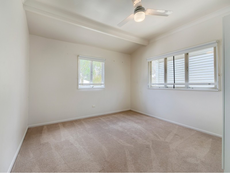 18 Gearside Street, Everton Park QLD 4053