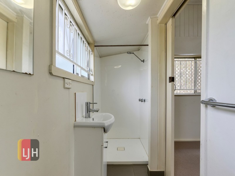 4/80 Broughton Road, Kedron QLD 4031