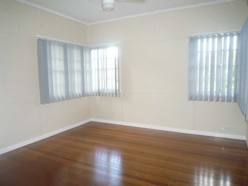 33 Lutana Street, Stafford QLD 4053