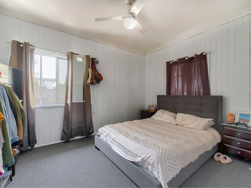 15 Waroon Street, Stafford QLD 4053