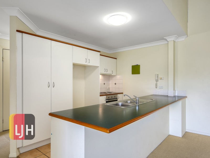 8/17 Mitchell Street, Kedron QLD 4031