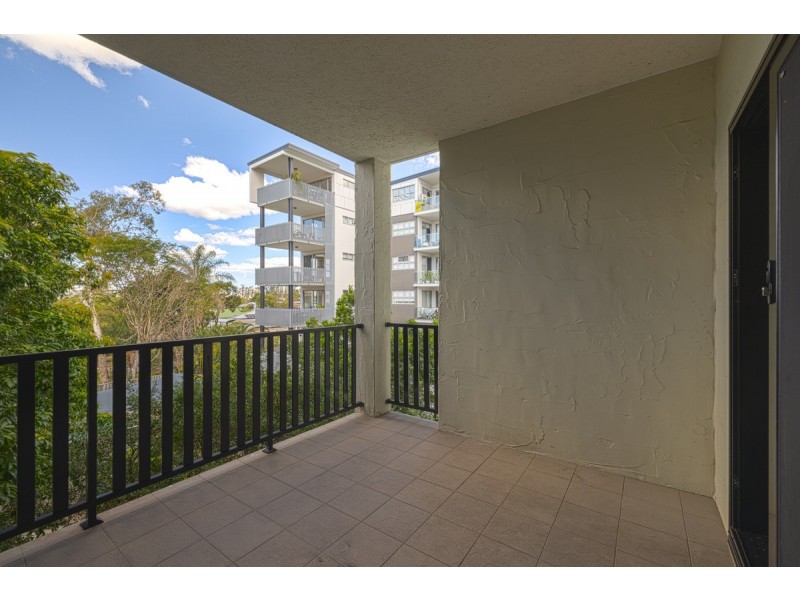 17/11 Lyons Terrace, Windsor QLD 4030