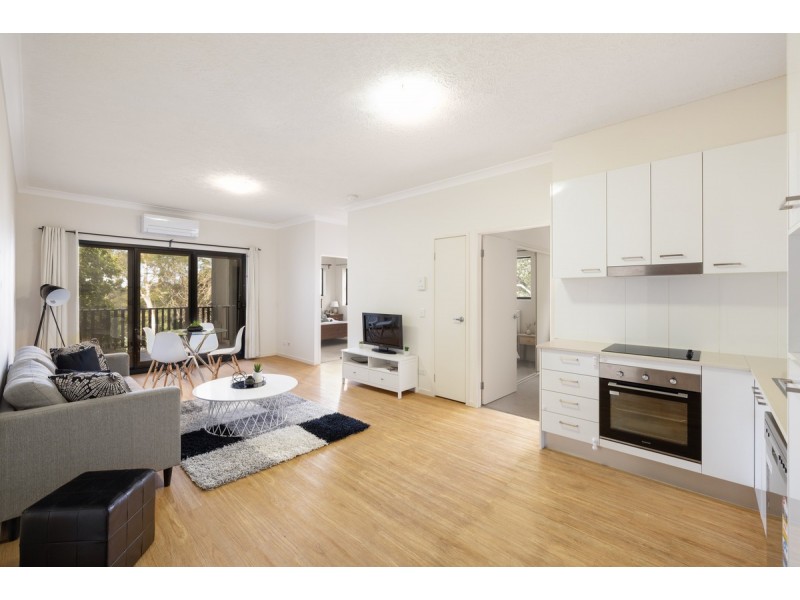 17/11 Lyons Terrace, Windsor QLD 4030