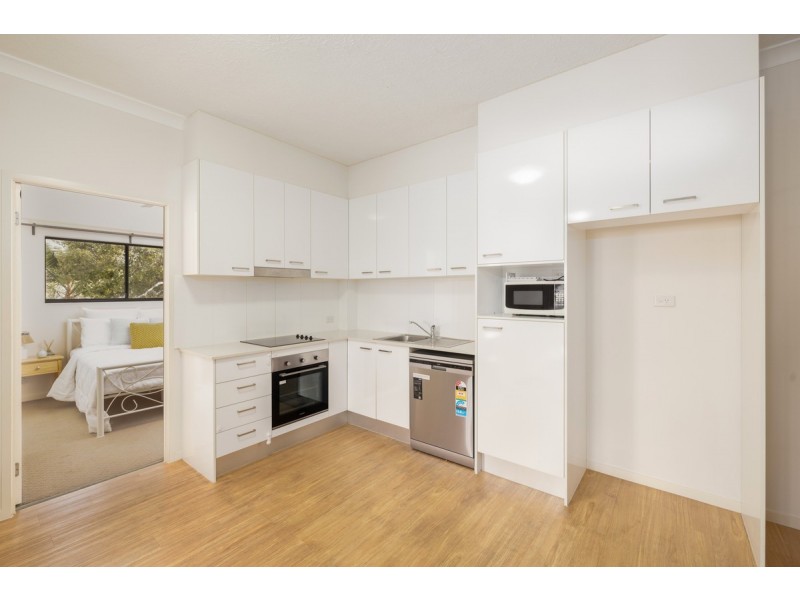 17/11 Lyons Terrace, Windsor QLD 4030