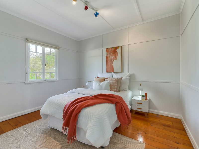 4 Evans Street, Kedron QLD 4031