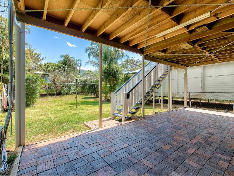 4 Evans Street, Kedron QLD 4031