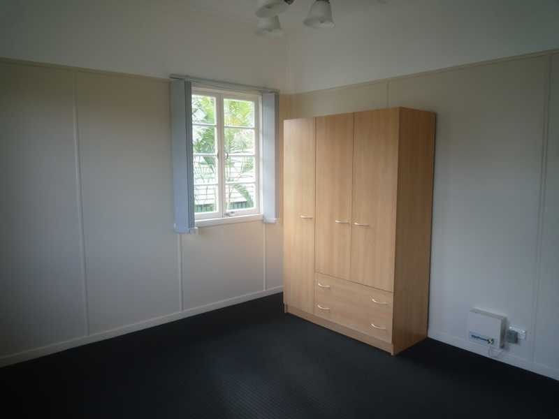 17 Midson Street, Stafford QLD 4053