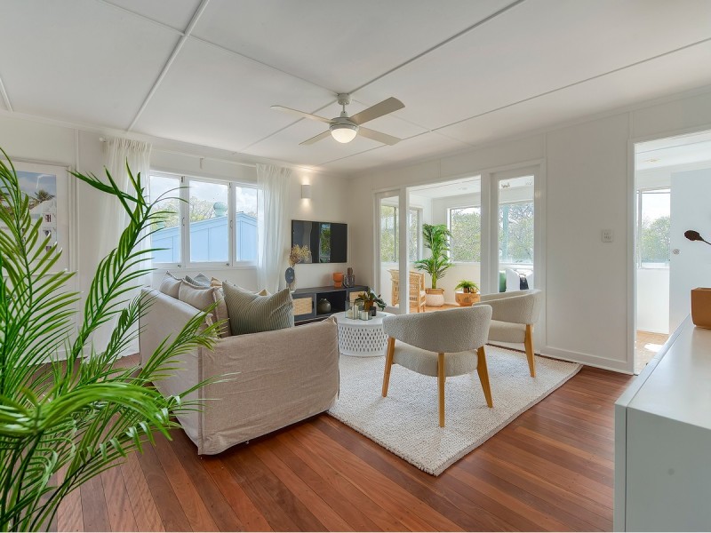 16 Chuter Street, Stafford Heights QLD 4053