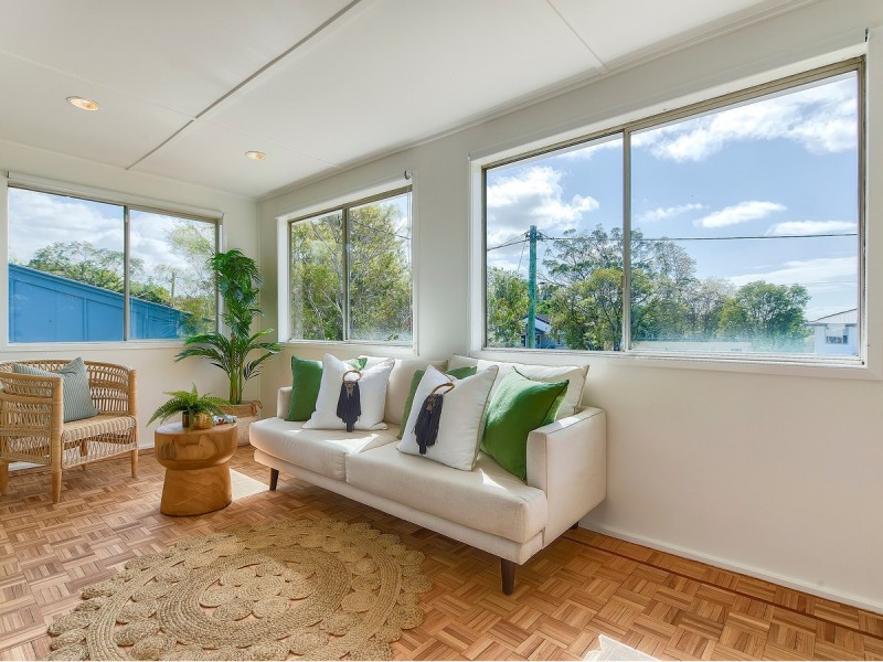 16 Chuter Street, Stafford Heights QLD 4053