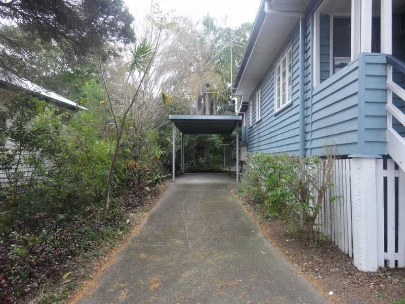 16 Miller Street, Chermside QLD 4032