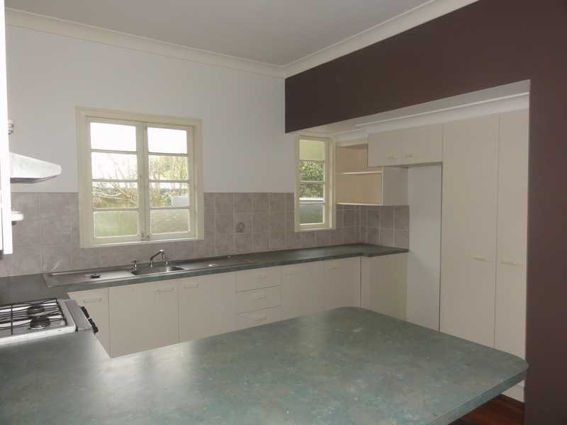 16 Miller Street, Chermside QLD 4032