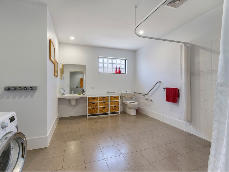 1/66 Broughton Road, Kedron QLD 4031