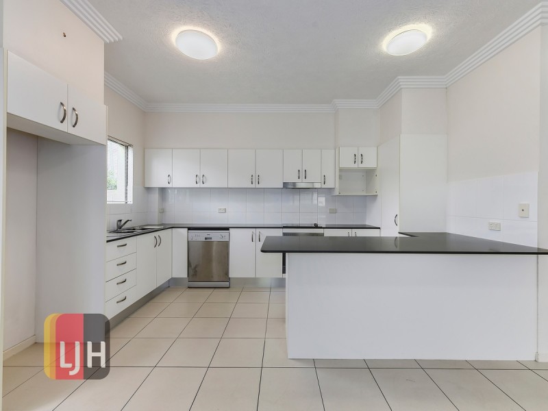 1/76 Gillies Street, Zillmere QLD 4034