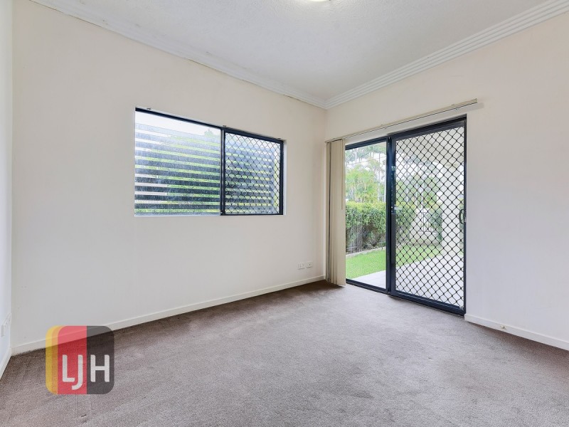 1/76 Gillies Street, Zillmere QLD 4034
