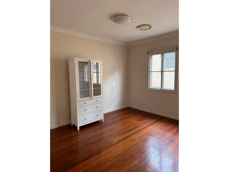 42 Grantson Street, Windsor QLD 4030