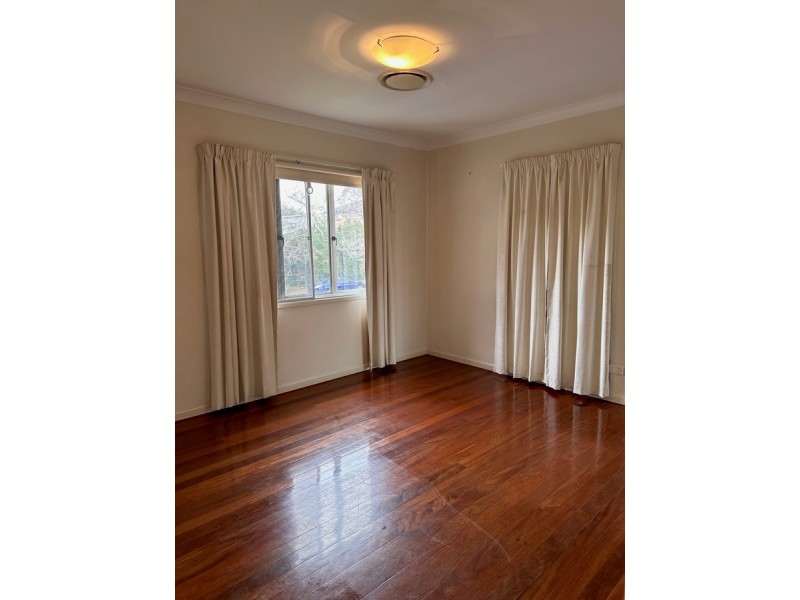 42 Grantson Street, Windsor QLD 4030