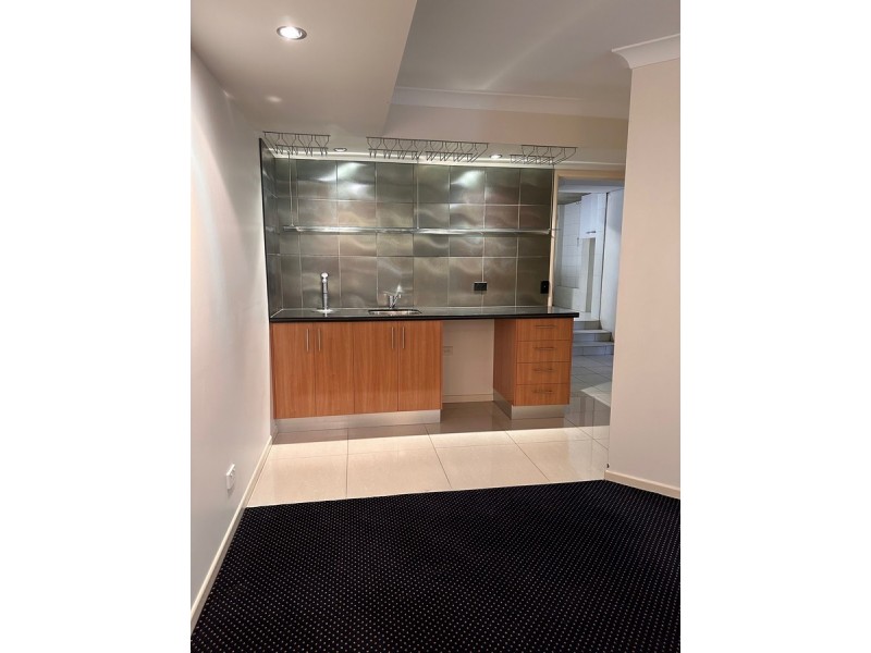 42 Grantson Street, Windsor QLD 4030