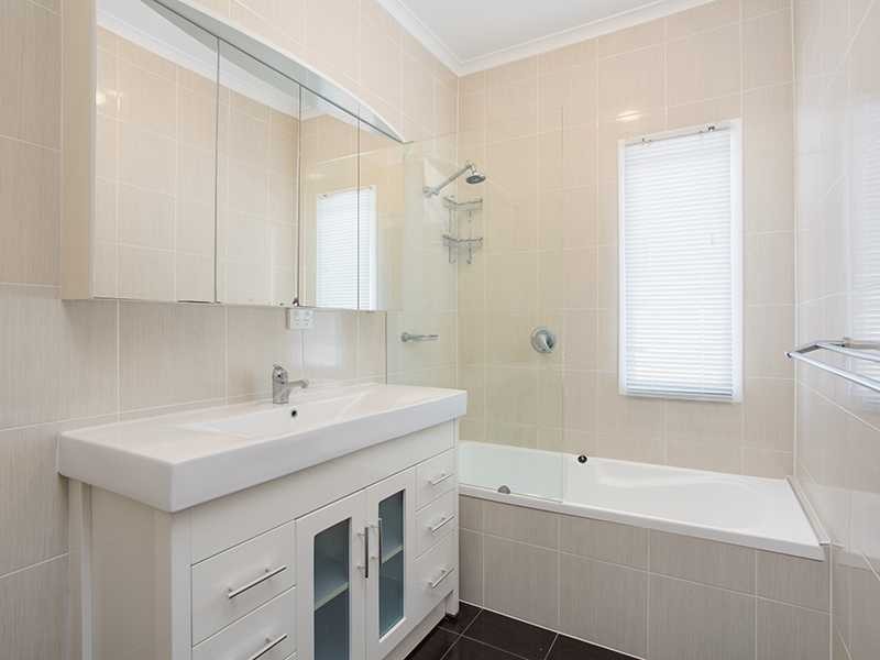 38 Pateena Street, Stafford QLD 4053