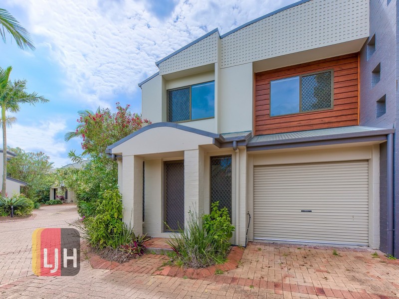 2/34 Parker Street, Newmarket QLD 4051