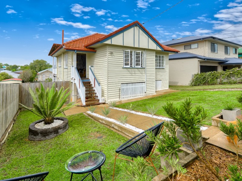 57 Twelfth Avenue, Kedron QLD 4031