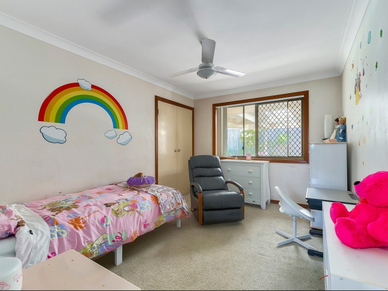 32 Karloff Drive, Stafford Heights QLD 4053