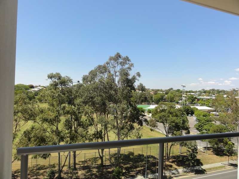 66/51 Playfield Street, Chermside QLD 4032