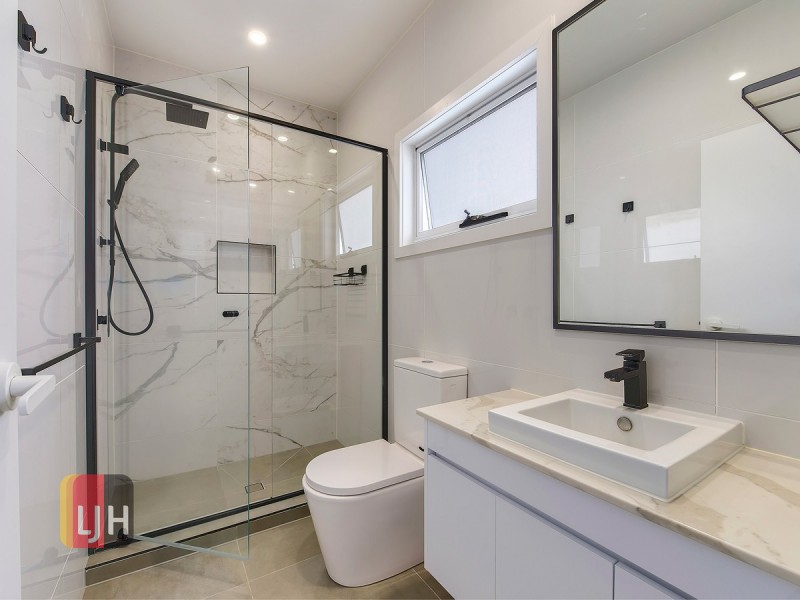 20B Burnaby Terrace, Gordon Park QLD 4031