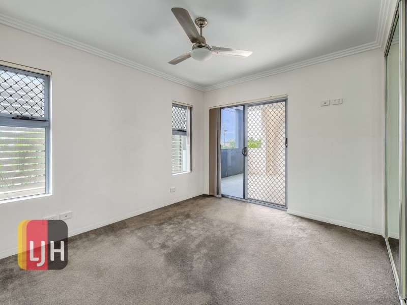 3/2 Rowell Street, Zillmere QLD 4034