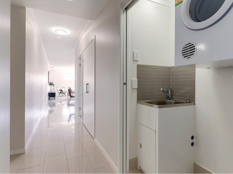 13/33 Atthow Parade, Nundah QLD 4012