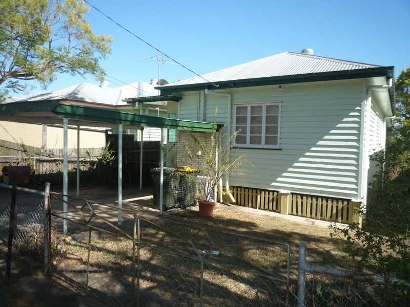 90 Reuben Street, Stafford QLD 4053