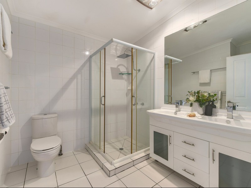 465 Stafford Road, Stafford QLD 4053