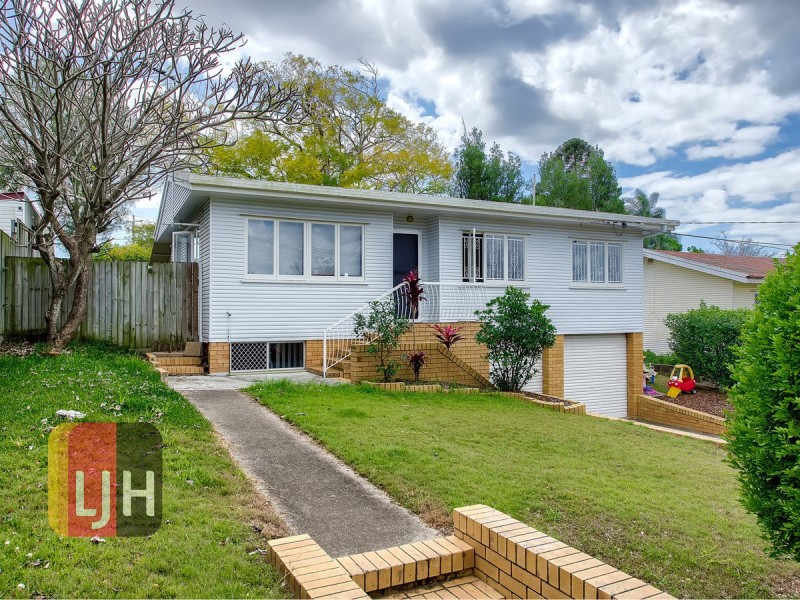 17 Quill Street, Stafford Heights QLD 4053