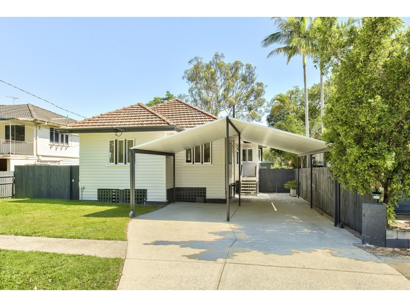 17 Byth Street, Stafford QLD 4053