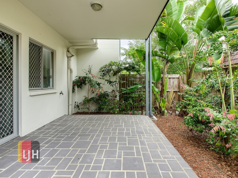 2/17 Gordon Parade, Everton Park QLD 4053