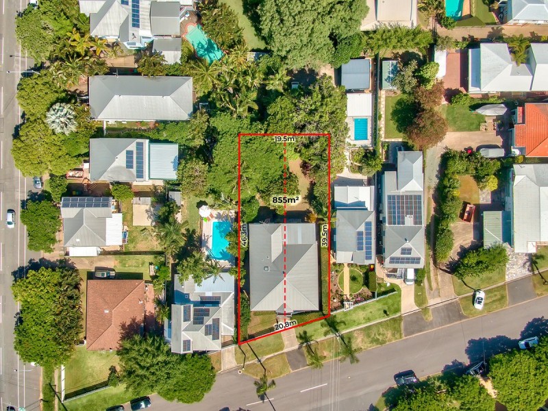 11 Palm Avenue, Sandgate QLD 4017