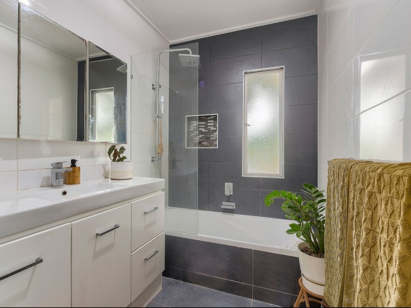 18 Harold Street, Stafford QLD 4053