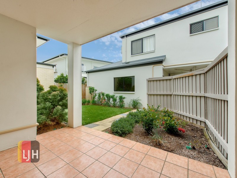 2/14 Broughton Road, Kedron QLD 4031