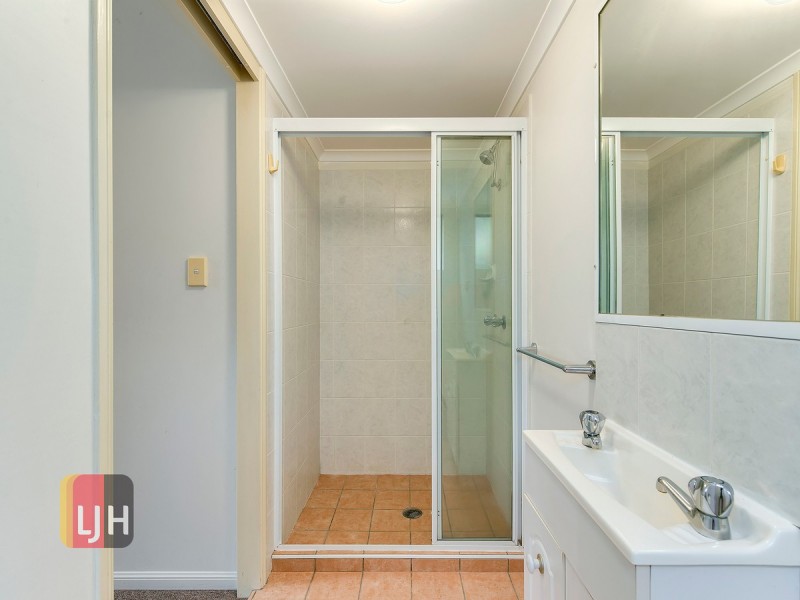 2/14 Broughton Road, Kedron QLD 4031