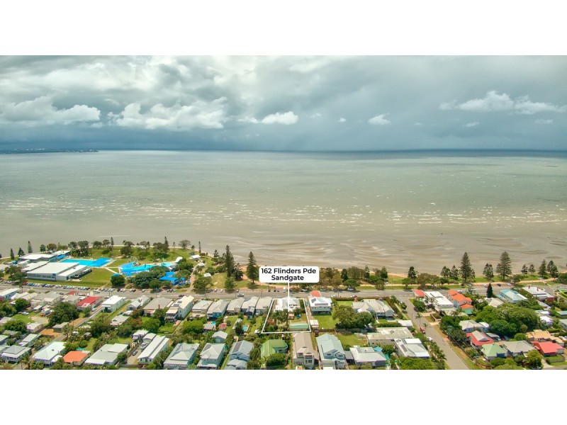 162 Flinders Parade, Sandgate QLD 4017