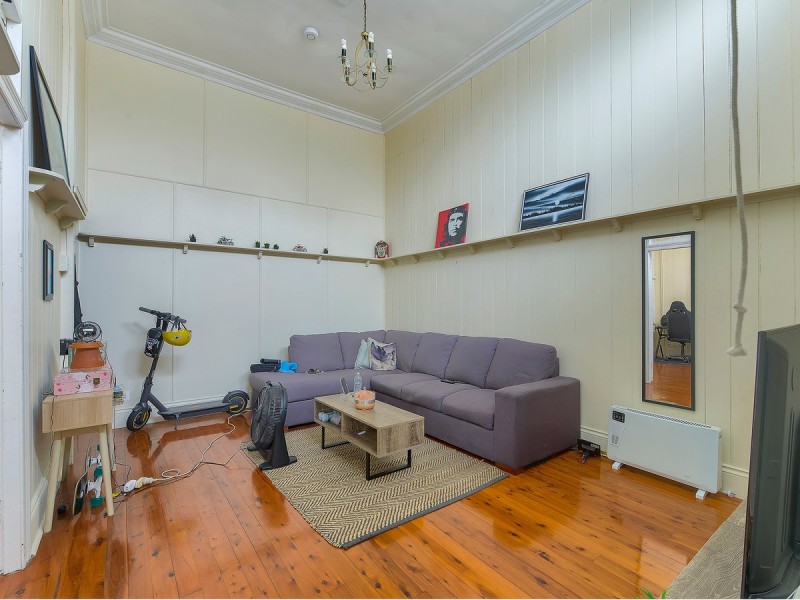 162 Flinders Parade, Sandgate QLD 4017