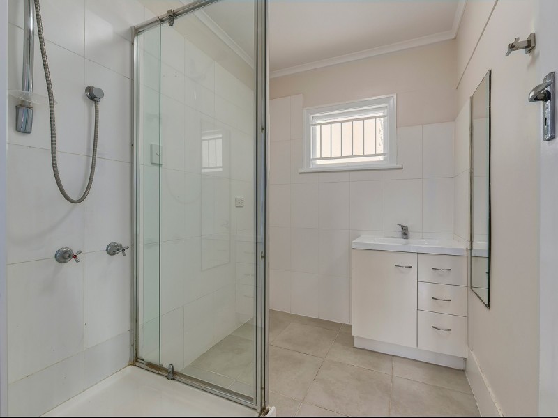 17 Quill Street, Stafford Heights QLD 4053