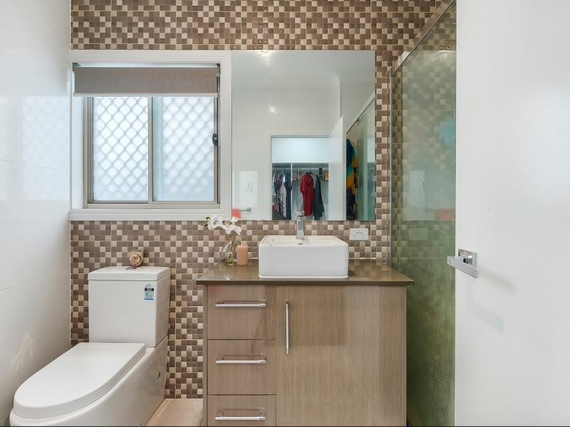 4 Cockle Street, Stafford QLD 4053