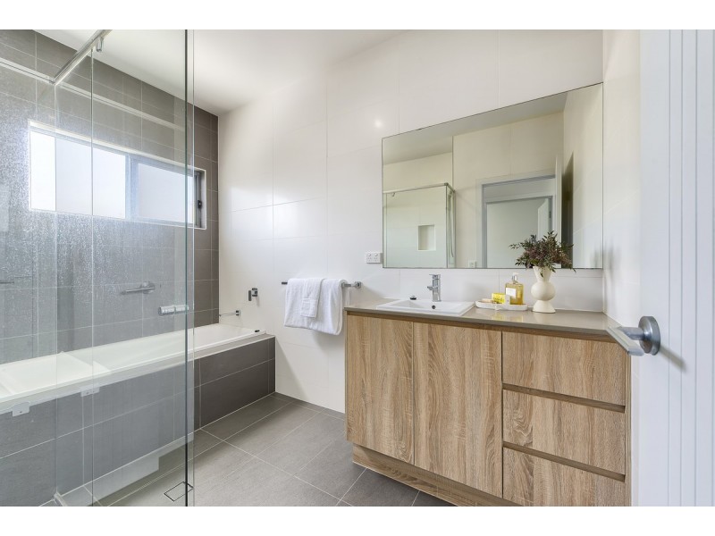 1/4 Emerald Street, Kedron QLD 4031