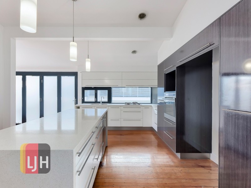 44 Garden Terrace, Newmarket QLD 4051