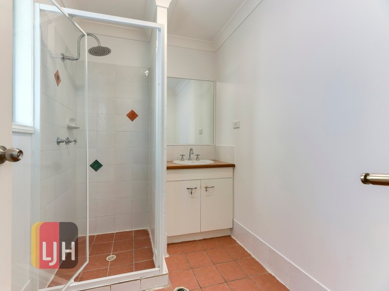 1/49 Scott Road, Herston QLD 4006