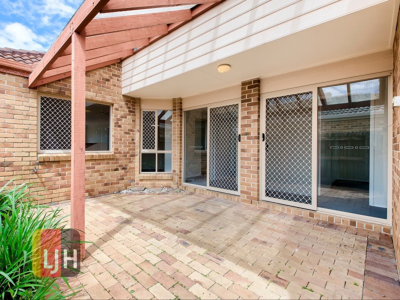 22 Eddowes Street, Kedron QLD 4031
