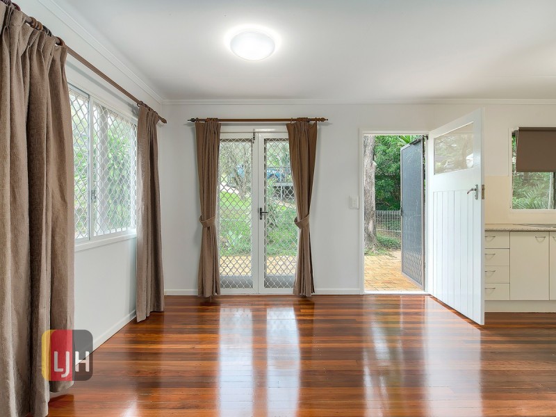 42 Hibiscus Street, Everton Hills QLD 4053