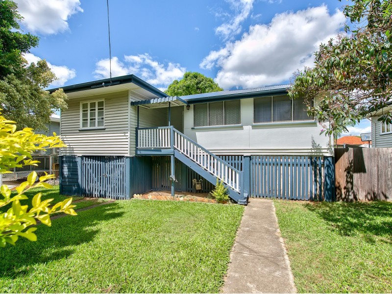24 Harold Street, Stafford QLD 4053